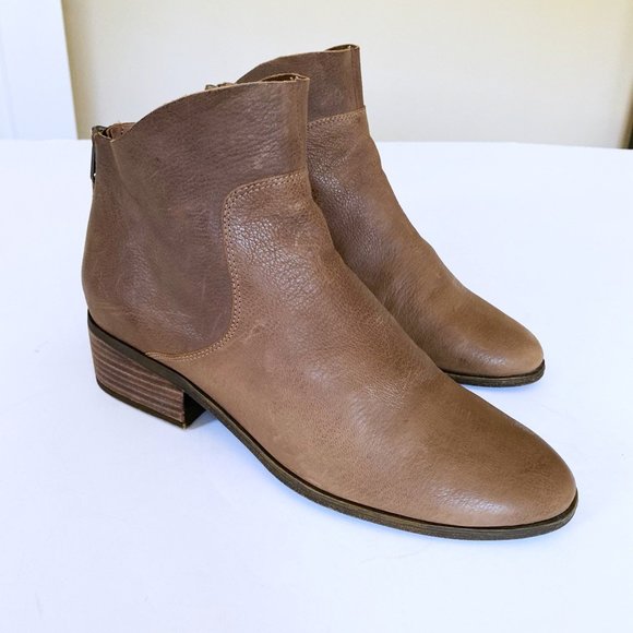 Lucky Brand Soft Leather Zip Ankle Booties 8.5 - Picture 2 of 9
